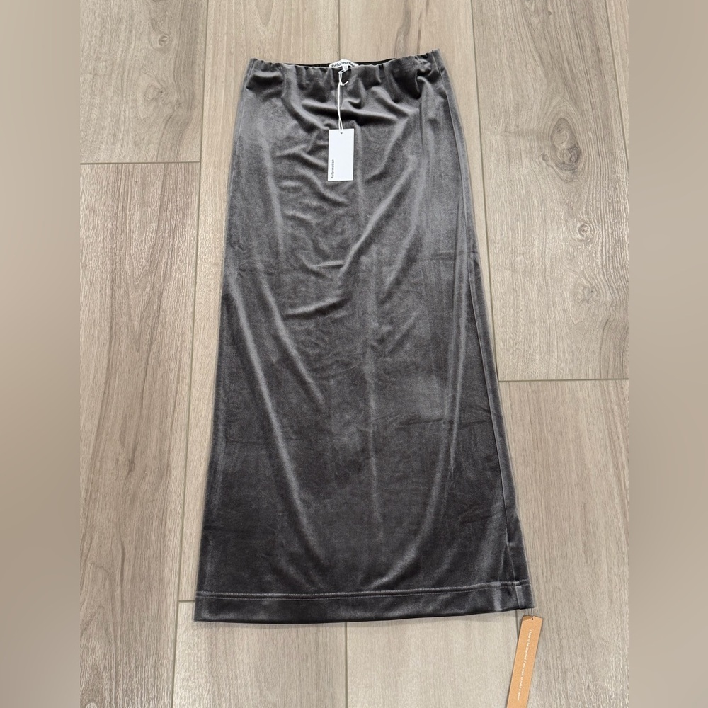 Reformation Women’s Maria Knit Skirt Velvet Stone Size XS $128 - Picture 3 of 10